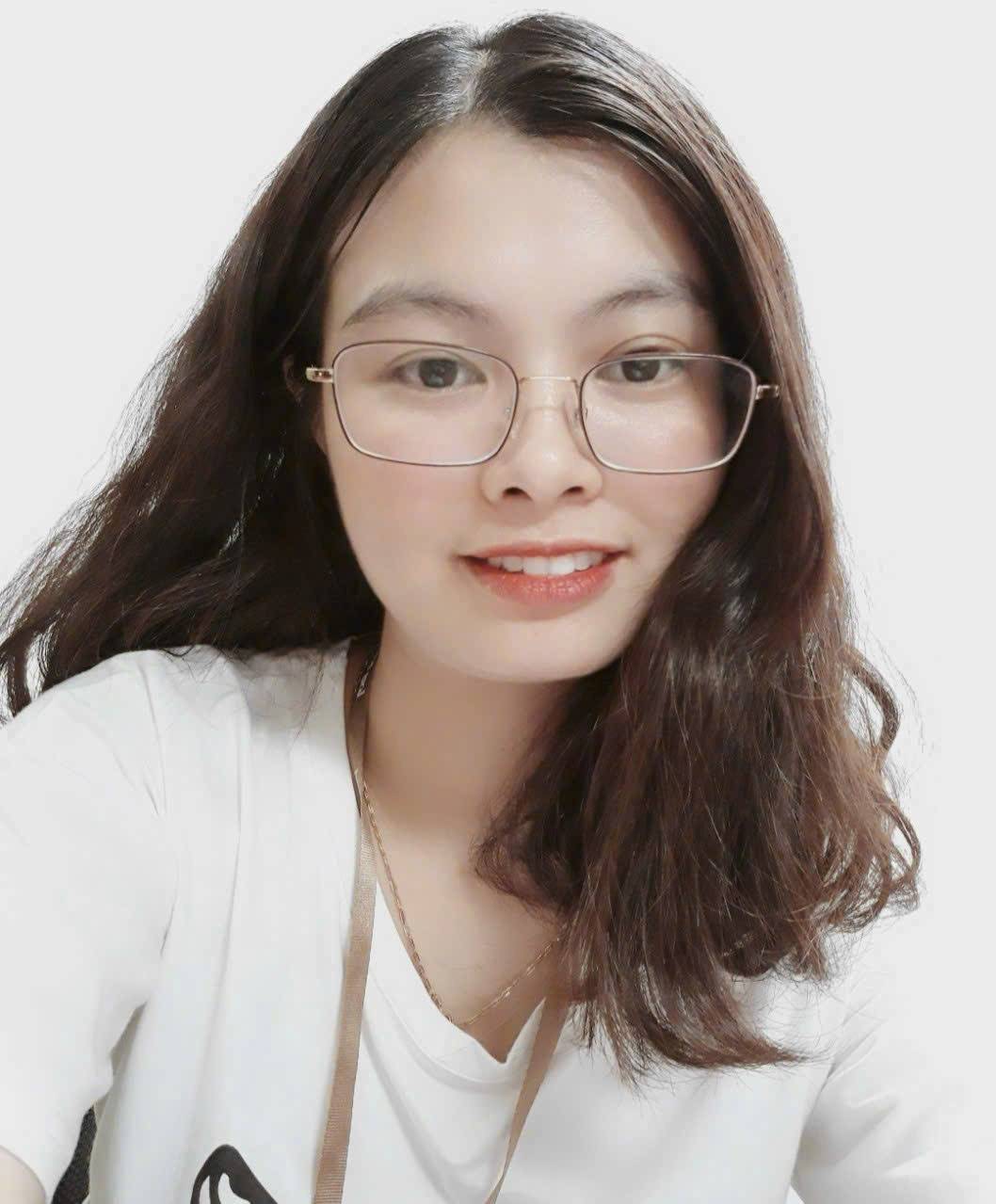 Ms Huyền